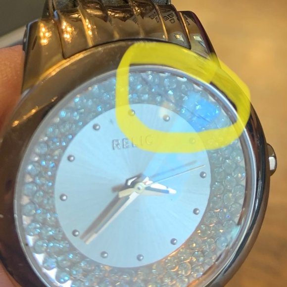 RELIC Rose Gold Crystal Faced Wrist Watch - Picture 2 of 6